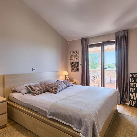 Holiday home Campi *